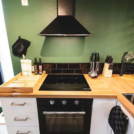 Cosy Wood Hastière-par-delà