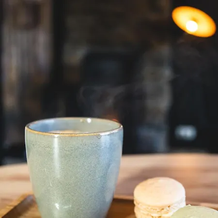 Cosy Wood Hastière-par-delà